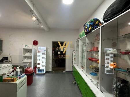 JEPET DYQAN 90 M2 ME QIRA TE KOMUNA E PARISIT 1.500 EURO