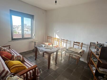 🏢 Shitet Apartament 3+1 në Shkozet Durres