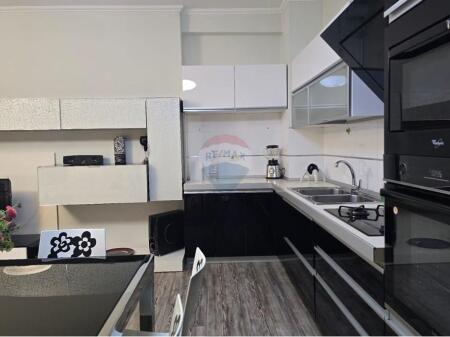 Jepet Apartament Me Qira