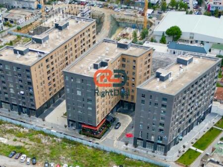 Ne Xhamllik, Tek Ish Profarma Shitet Apartament 1+1 Ne Ndertim Te Ri, Gati Per Banim !!!