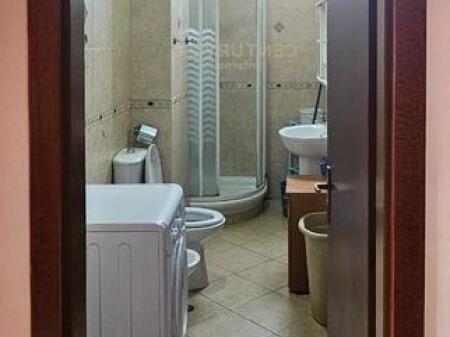 Appartamento 2+1 in affitto in Via Bardhyl.