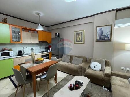 Appartamento - In Vendita - Centro Kristal, Tirana