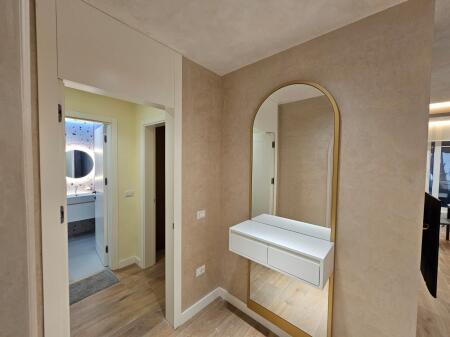 Shitet super apartament 2+1+ depo ne zonen e malit te robit