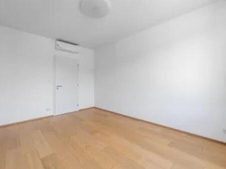 Zyre Me Qera 2+1 ne Astir (ID BZ2748) Tirane