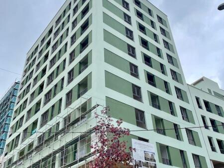 Shitet apartament 2+1+2 porcelan  