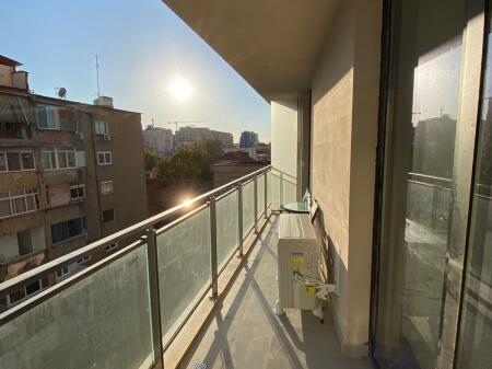 Mine Peza , Ap 1+1 per qera