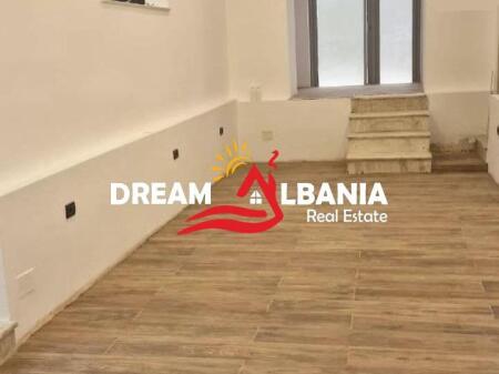 Negozio in vendita vicino alla Stazione dei Treni, Tirana(ID 4171449)