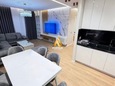 Jepet me qera Apartament modern 2+1+2+ 2 poste parkimi me qira – Liqeni i Thatë, Rezidenca FZ Construction, Tiranë