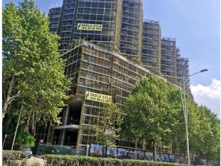 Colonnade Residence – Apartament 2+1+2 me Verandë për Shitje