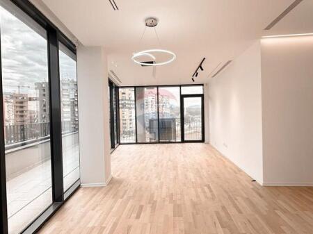 Apartament 2+1+2 - Për Shitje - Lake View, Tiranë ID: 530191062-68