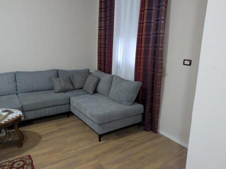 APARTAMENT ME QERA 2+1 XHAMLLIK 50.000 LEKE