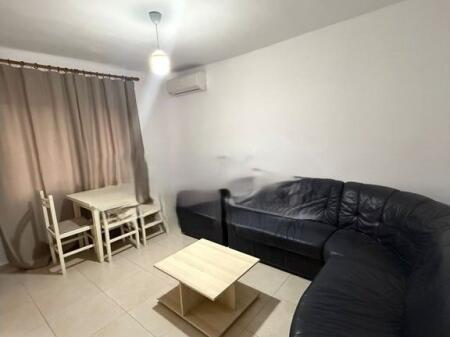 Jepet me qira apartament 2+1 ne zonen e Oxhakut !!! 450 € /Muaj
