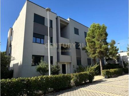 APPARTAMENTO 1+1 IN VENDITA + POSTO AUTO PRESSO VALAMAR RESIDENCE, HAMALLAJ!!