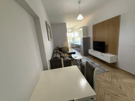 Qira, Apartament, 1+1+blk, Rruga e Dibres, 450 Euro/muaj