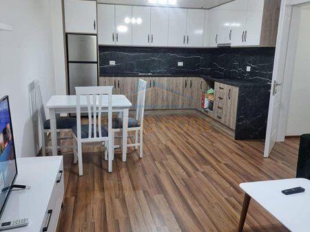 Shitet , Apartament 1+1 Unaza e re , Tirane