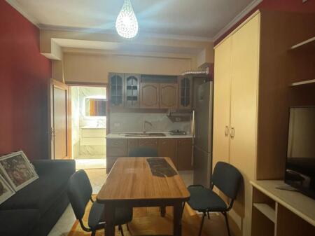 📌Jepet me qira apartament 1+1 📍 prane Shkolles Marin Barleti!