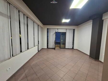 Zyre me Qera Tek Rruga e Elbasanit (ID BZ2753) Tirane