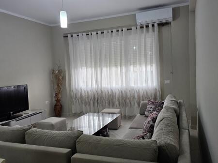 Apartament 2+1 me qira tek Kopshti Zoologjik!