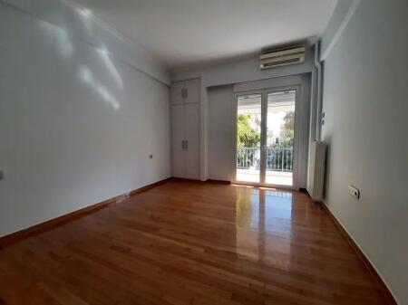 Apartament Ne Shitje 1+1 Tek Komuna E Parisit (ID B110502) Tirane