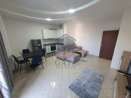 Jepet me qira apartament 1+1