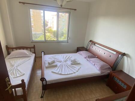 SHITET APARTAMENT 1+1 NE PLAZHIN E MALI ROBIT