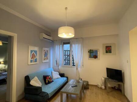 Garsoniere Me Qera Tek Pazari i Ri (ID BG119) Tirane