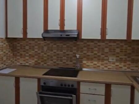 Apartament me qera Komuna e Parisit