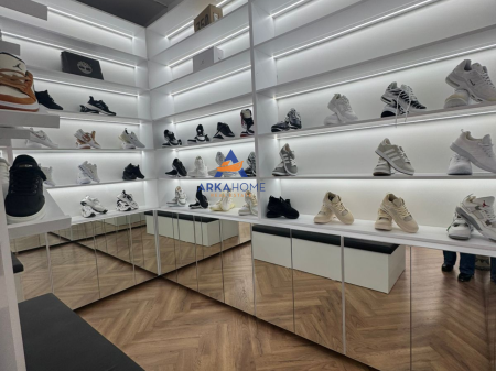 JEPET DYQAN ME QERA PRANE SHKOLLES SE BALETIT 700 EURO