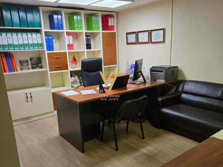 SHITET ZYRE 22 M2 TE CONDOR CENTER,RRUGA E KAVAJES 47.000 EURO