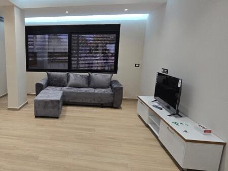 APARTAMENT PER QERA NË ISH KENETE