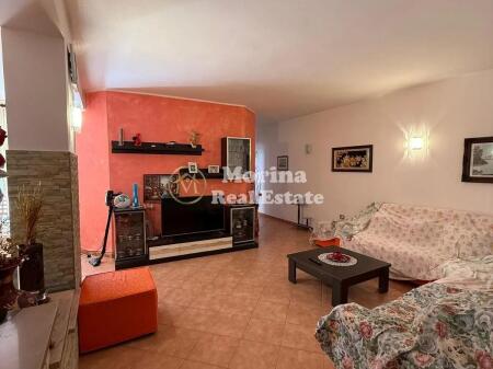 Shitet, Apartamenti 3+1+2+2bllk, Vlore, 250.000Euro ( i diskutueshem)