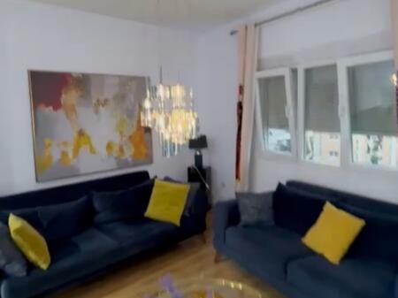 Jepet me Qera Super Apartament 2+1+2 – Komuna e Parisit