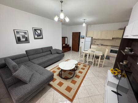 🏡 Jepet me qira apartament 2+1 📍 Astir, tek zona e Bohemit 🏢 Kati i 5-të 💶 Çmimi: 50,000 lekë 🛋️ Totalisht i mobiluar 🚫 Nuk pranohen studentë