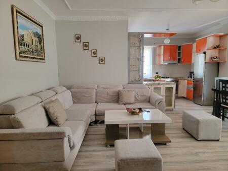 APARTAMENT 2+1 ME QIRA TE KOMUNA PARISIT , PRANE PARKUT OLIMPIK