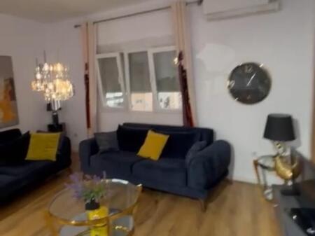 2+1,furnished commune of Paris,price 1000 euro