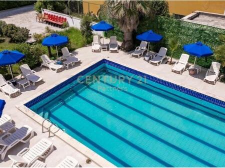 Ekskluzive – Hotel për Shitje në Golem