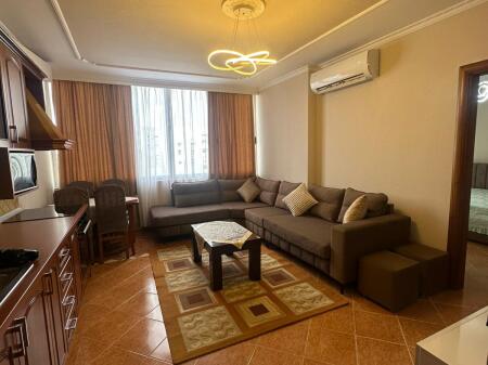 Jepet 1+1 me Qera tek Rruga e Kavajes ,Afer Globe