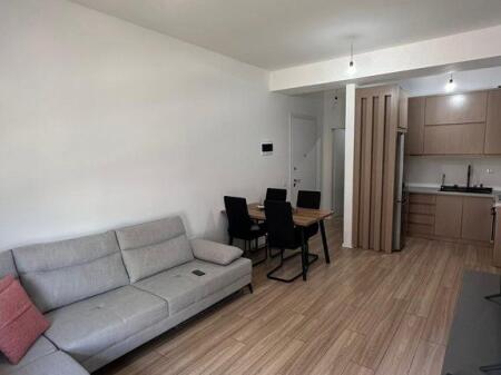 Shitet, Apartament 2+1, Kompleksi Mangalem, Tiranë. 130,000 €