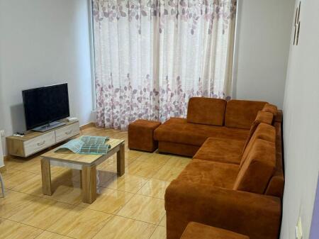 AFFITTASI 2+1+1  Laprake 55.000 LEKE