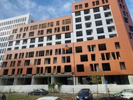SHITET APARTAMENT 3+1+VERANDE "KOMPLEKSI URBAN GATE,UNAZA E RE" 327.600 EURO