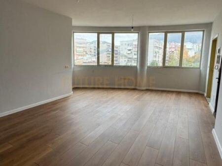 In vendita, Appartamento 1+1, Fresku, Tirana
