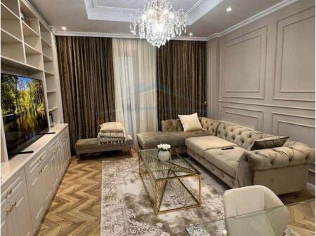 Shitet, Apartament 2+1+Post Parkimi, Square 21, Rruga e Kavajes, Tiranë