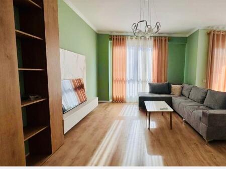 apartament 2+1+2 tualete+ post parkimi ne Myslym Shyr!
