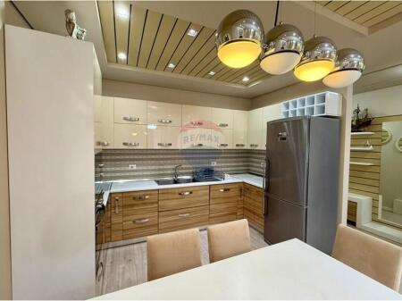 apartament per qera 2+1 te Rruga Xhanfize Keko