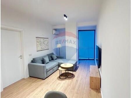 Apartament - Për Qira - Rruga Mine Peza, Tiranë