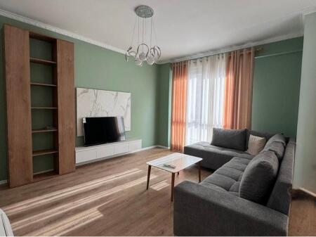 Apartament 2+1 me 2 Tualete + Parkim – Myslym Shyr, 100m²