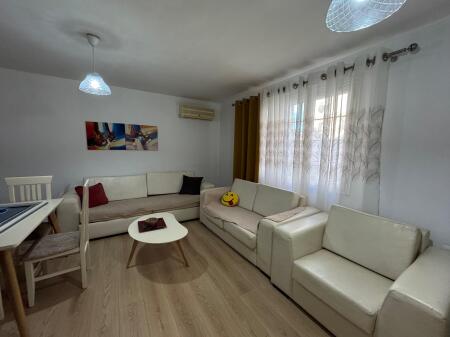 Apartment for rent 1+1 Osman Myderizi school