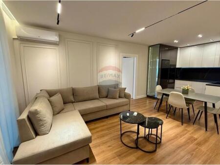 Ap 2+1+2 me qira , RRUGA HOXHA TAHSIM prane Pazarit te Ri