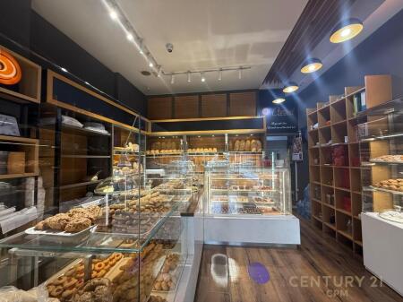 Locale commerciale in vendita a 21-shi!!