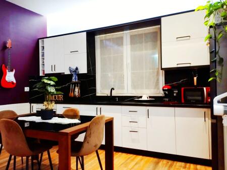 Commercial space for rent in Sauk